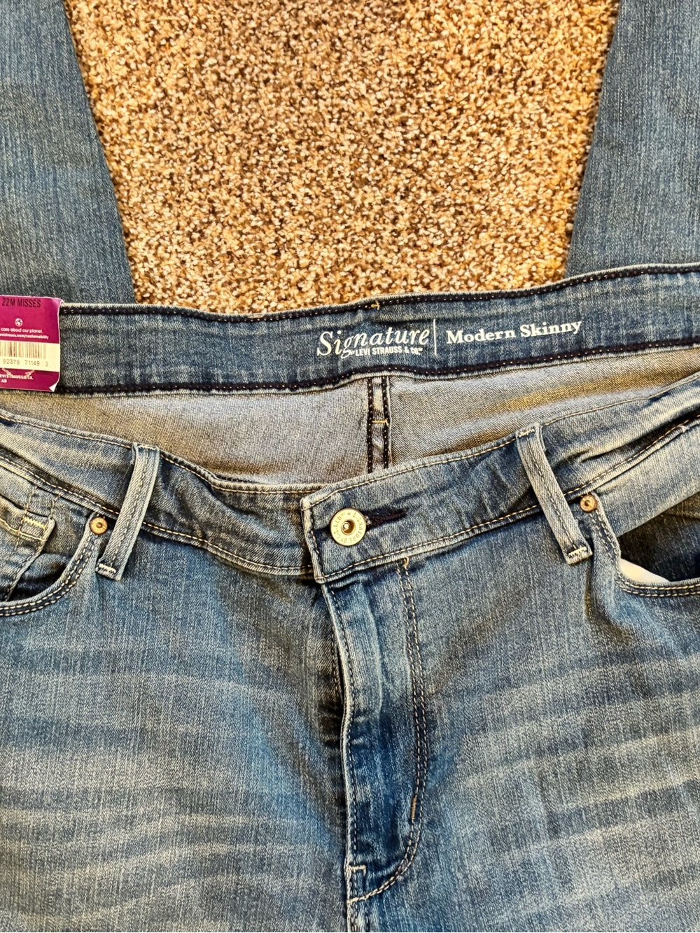 *NEW* Women’s Signature Levi’s Strauss Modern Skinny Super Stretch Jeans - 22M - Picture 4 of 7